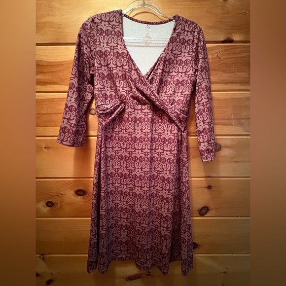 Prana Womens Printed Dress Sz Medium Maroon V-Neck 3/4 Sleeve - Picture 1 of 7